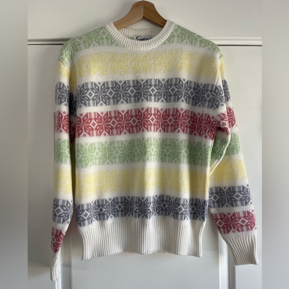NWOT Vintage Fair Isle Snowflake Multicolored Sweater - L